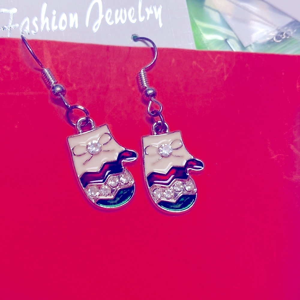 Dangle mittens earrings with rhinestones - Picture 4 of 4